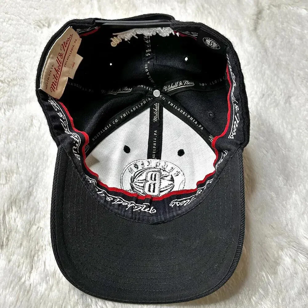 Mitchell & Ness Brooklyn Nets Black Snapback Cap Unisex OS